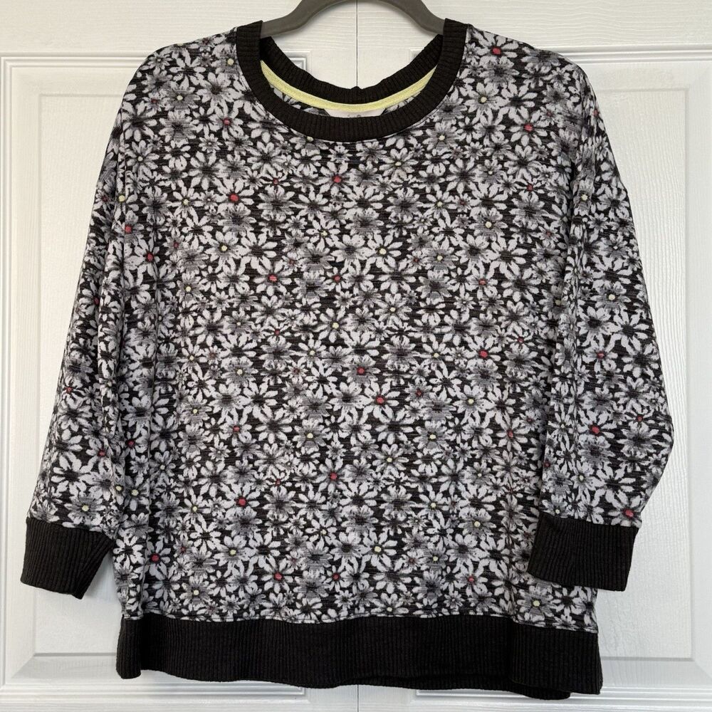 Secret Treasures Daisy Print Loungewear Pullover Pajama Top Women’s Size Large